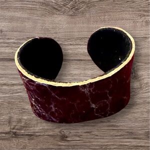 EUC KurtMen Embossed Marbled Leather Cuff Bracelet